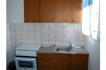 Croaţia Privát Slatine, Exteriorul